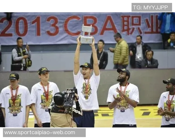 媒体人点评小曾NBA之行收获颇丰期待CBA赛季争冠之路 媒体人点评小曾NBA之行收获颇丰期待CBA赛季争冠之路